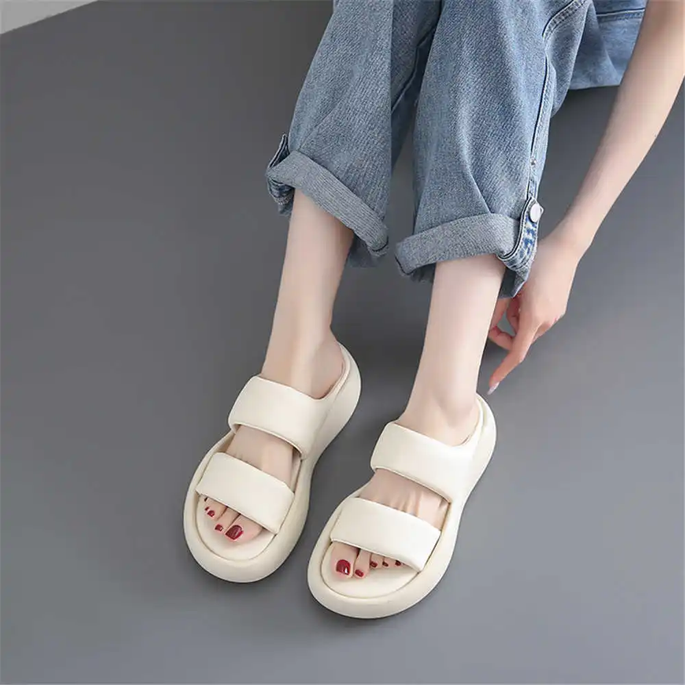 Size 39 Strips Summer Shoes Sa - مراجعة Yoga Fitness Name Ideas وسعره