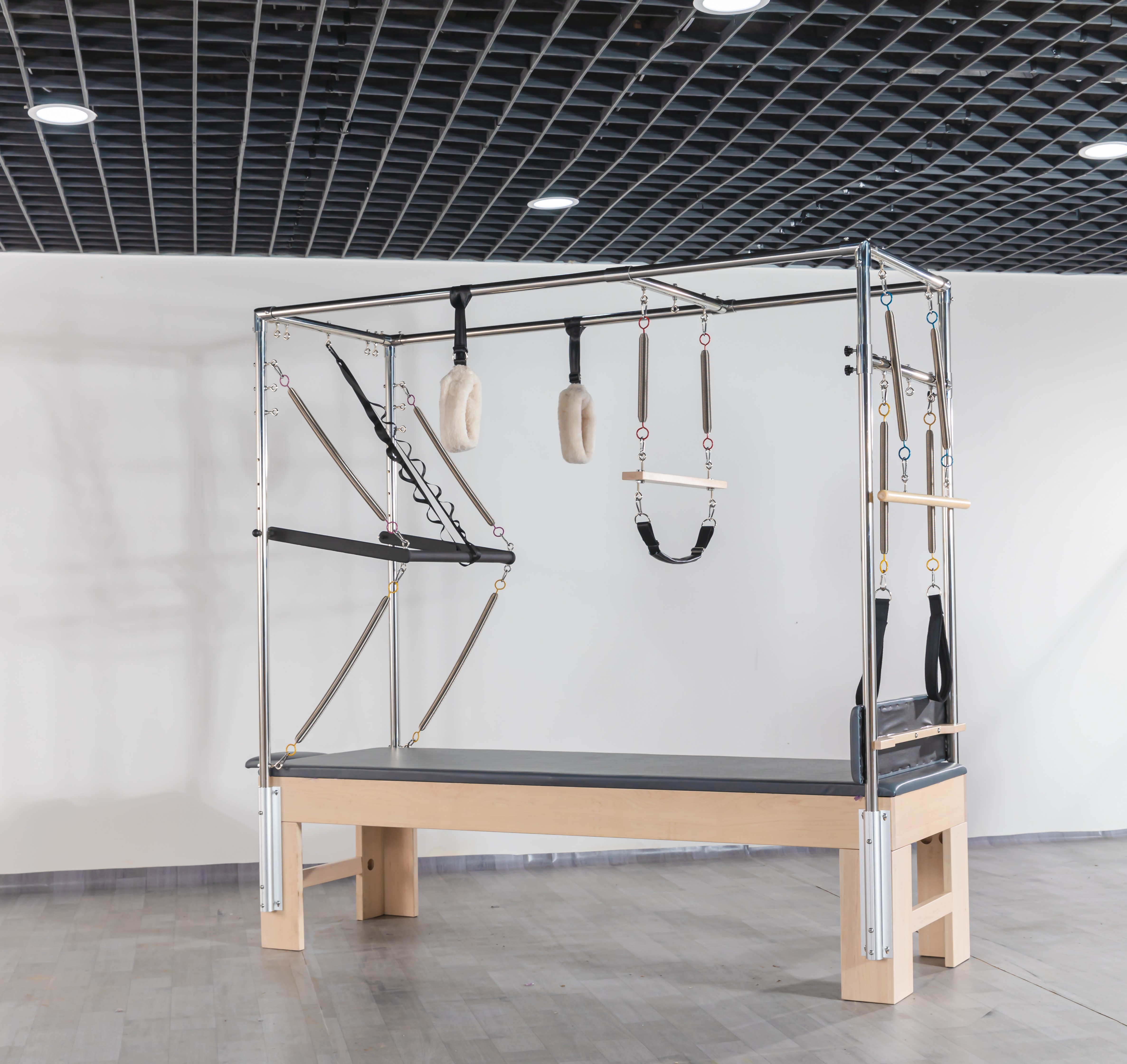 ATV&UTVDurable Studio Pilates  - مراجعة Yoga And Fitness Studio وسعره
