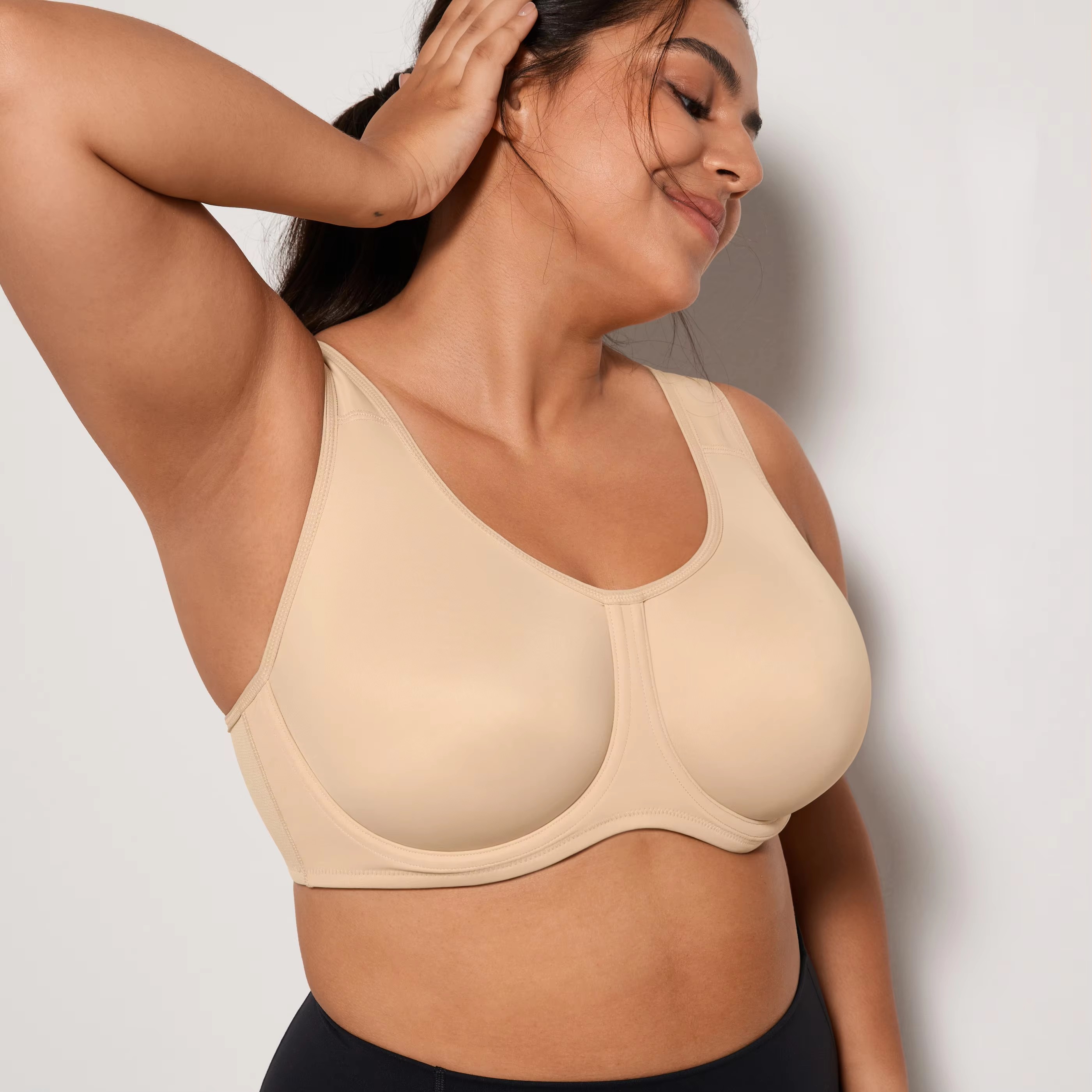 Yoga Sports Bra Women Max Cont - مراجعة Yoga Fitness Plus وسعره