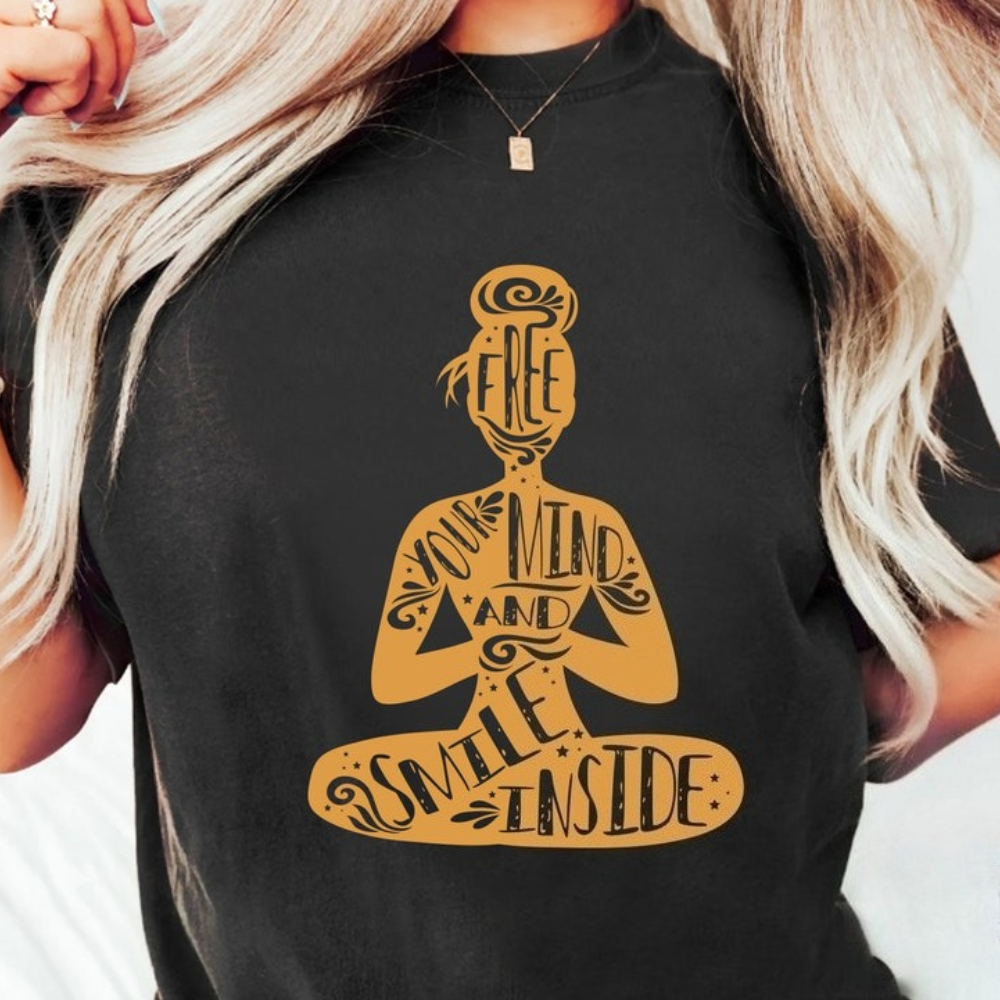 Yoga T-Shirt Free Your Mind Po - مراجعة Yoga Fitness Instructor وسعره