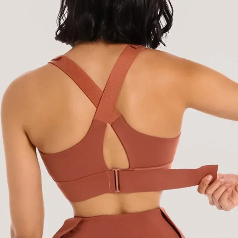 Front Zipper Women Sports Bra  - مراجعة Yoga Fitness Plus وسعره