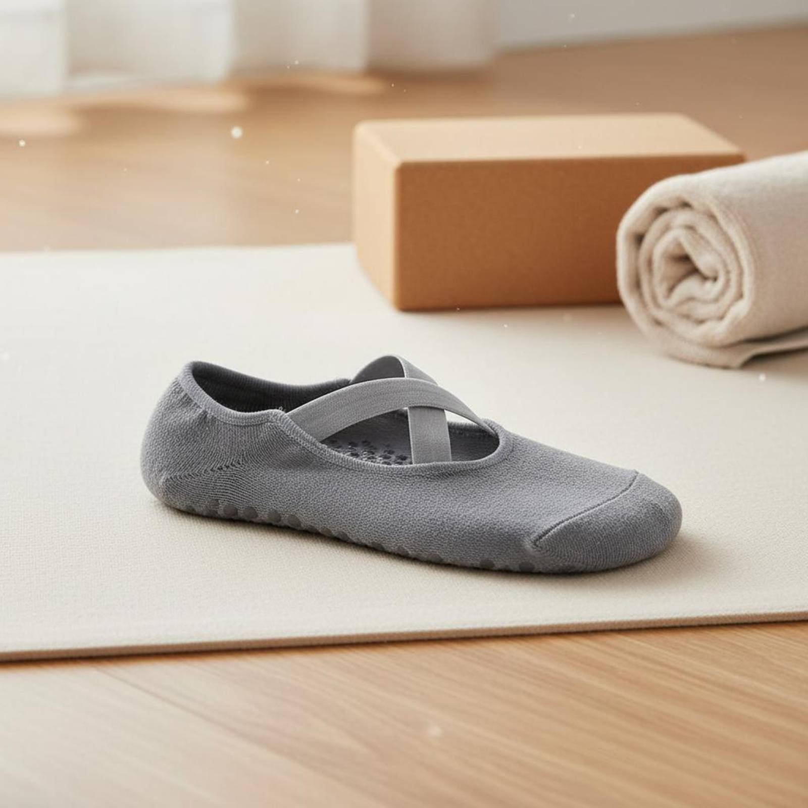 Non Slip Fitness Socks Breatha - مراجعة Yoga And Fitness Studio وسعره