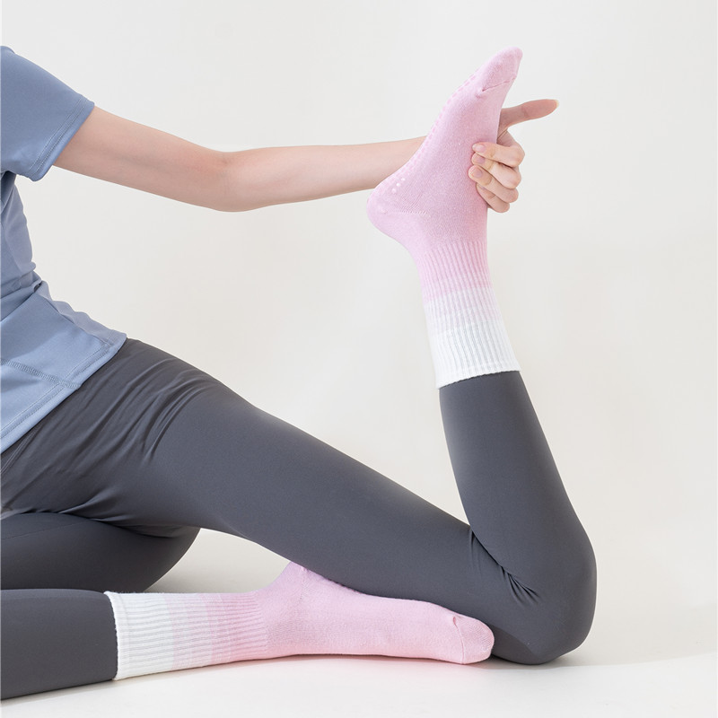 Professional Yoga Socks Women  - مراجعة Yoga Fitness Wear وسعره